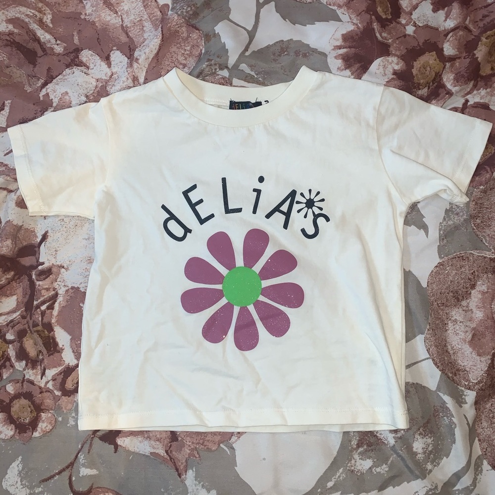 Delias crop top